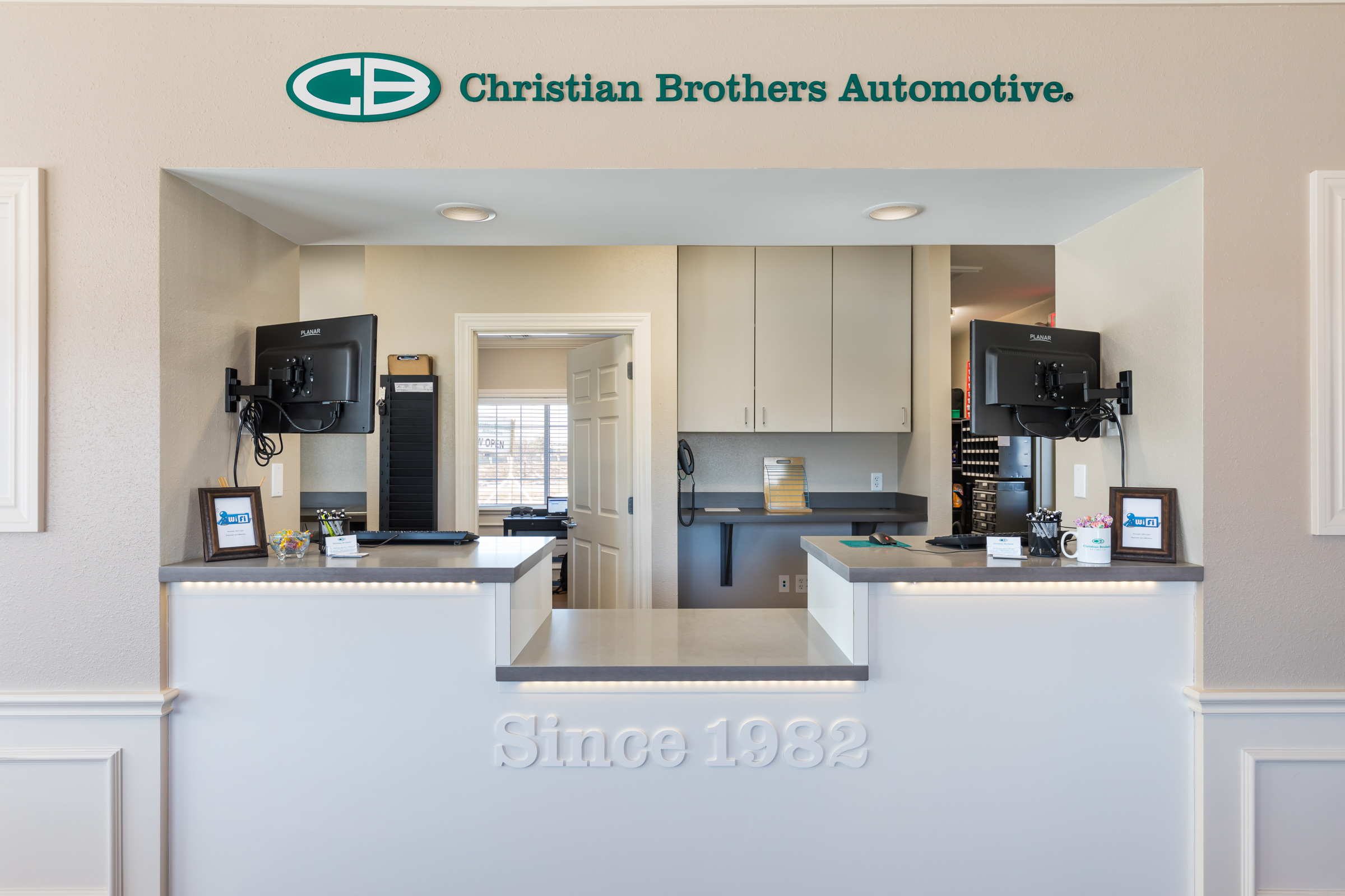 Stay warm or cool depending on the weather while you wait for your car service at CBAC